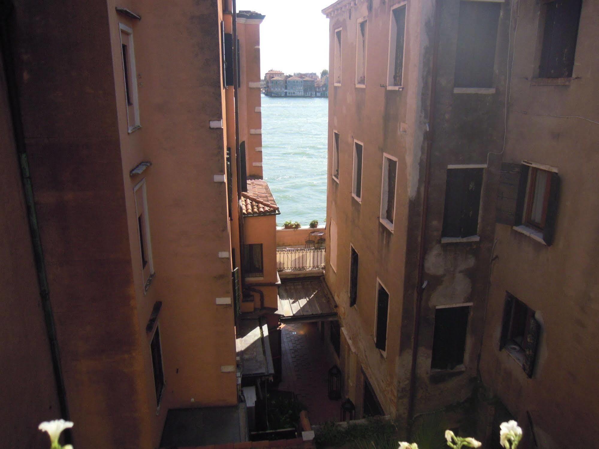 La Residenza 818 Hotell Venedig Exteriör bild