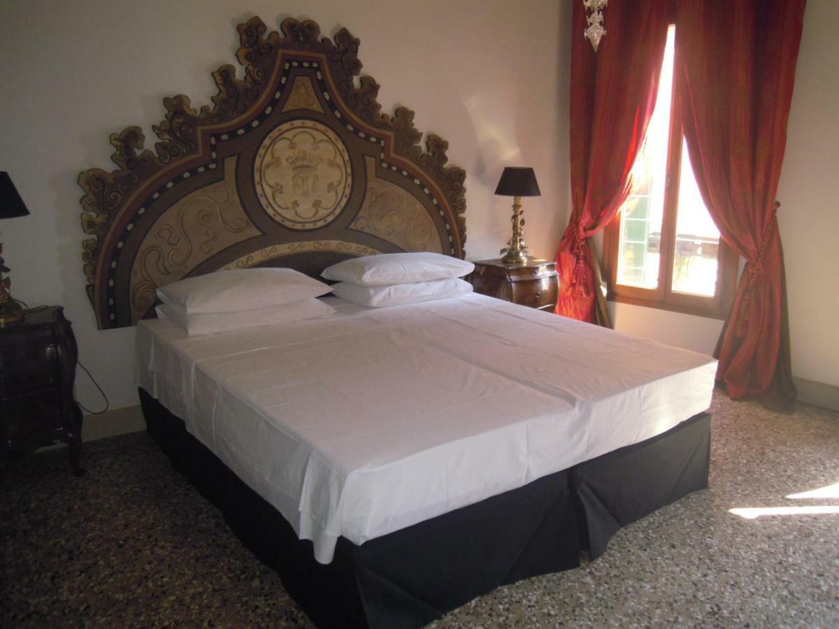 La Residenza 818 Hotell Venedig Rum bild